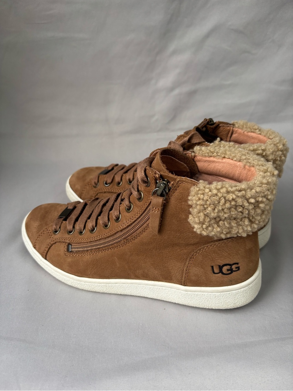 UGG Chestnut Brown Shearling-Trim High-Top Sneakers Size 9.5 - Picture 3 of 10